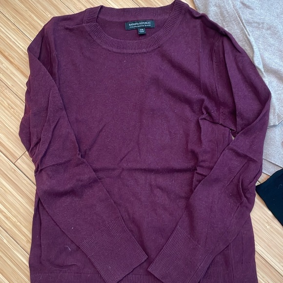 XS women’s lot of 3 sweaters - Picture 2 of 8